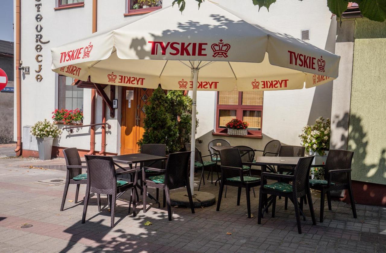 Pensjonat Rogatka Osieczna Exteriér fotografie